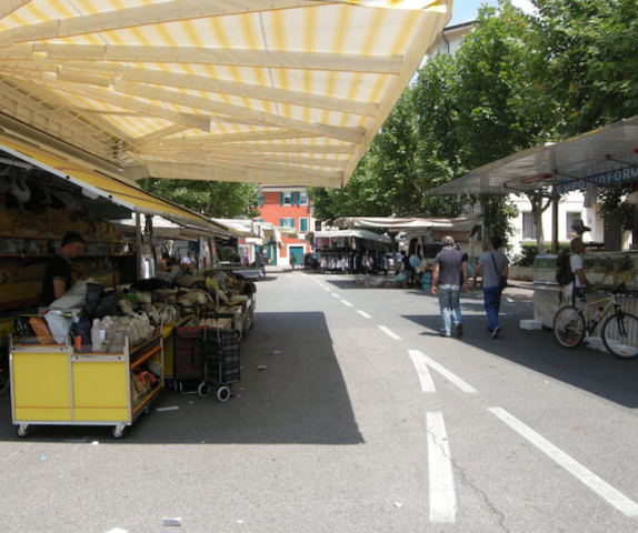 Il Mercato torna in Piazza Roma